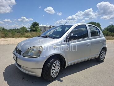 Toyota Yaris, 1.699 €, 2002. Hečbek, Benzin | 998 cm3, 230.000 km, 48kW (65 KS), Manuelni 5 brzina, 4/5 vrata, 5 sedišta, Vranje