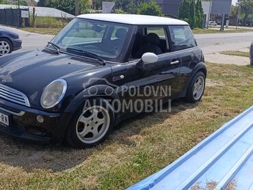 MINI Cooper, 1.850 €, 2002. Hečbek, Benzin | 1598 cm3, 210.865 km, 85kW (116 KS), Manuelni 5 brzina, 2/3 vrata, 4 sedišta, Sombor