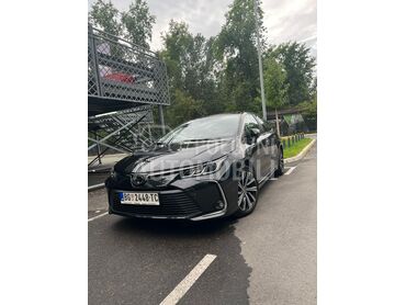 Toyota Corolla SOL, 16.900 €, 2022. Limuzina, Benzin | 1490 cm3, 68.000 km, 92kW (125 KS), Manuelni 6 brzina, 4/5 vrata, 5 sedišta, Beograd