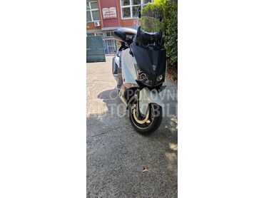 Yamaha T MAX, 6.700 €, 2016. , 530 cm3, 37.500 km, 34kW (46 KS), Scooter, Beograd