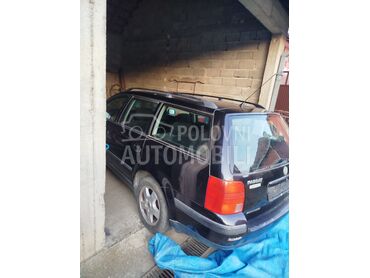 Volkswagen Passat B5 tdi, Po dogovoru, 2000. Karavan, Dizel | 1896 cm3, 320.000 km, 66kW (90 KS), Manuelni 5 brzina, 4/5 vrata, 5 sedišta, Malo Orašje