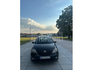 Citroen C3, 1.800 €, 2004. Hečbek, Dizel | 1398 cm3, 250.000 km, 50kW (68 KS), Manuelni 5 brzina, 4/5 vrata, 5 sedišta, Beograd