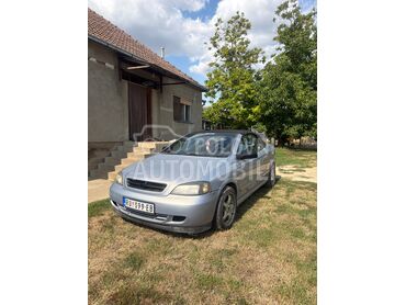 Opel Astra G (može zamena), 1.650 €, 2001. Kabriolet/Roadster, Benzin | 1598 cm3, 243.170 km, 74kW (101 KS), Manuelni 5 brzina, 2/3 vrata, 4 sedišta, Šatrinci