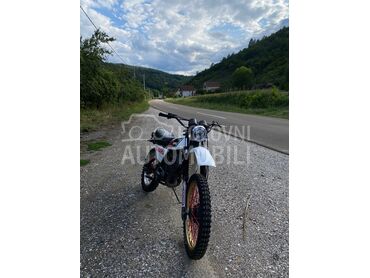 Yamaha DT125MX (može zamena), 1.300 €, 1982. , 125 cm3, 40.990 km, 22kW (30 KS), Enduro / Cross, Biljanovac