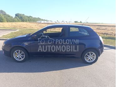 Fiat Stilo 1.9 jtd, 1.150 €, 2002. Hečbek, Dizel | 1910 cm3, 245.000 km, 85kW (116 KS), Manuelni 5 brzina, 2/3 vrata, 5 sedišta, Kačarevo