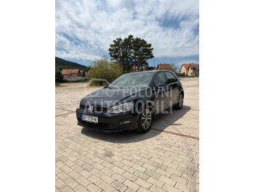 Volkswagen Golf 7, 8.700 €, 2013. Hečbek, Dizel | 1598 cm3, 233.287 km, 77kW (105 KS), Manuelni 5 brzina, 4/5 vrata, 5 sedišta, Aranđelovac