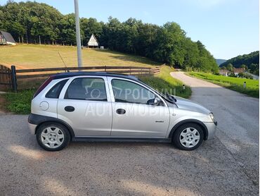 Opel Corsa C REG. DUGOO, 1.080 €, 2002. Limuzina, Dizel | 1686 cm3, 269.865 km, 55kW (75 KS), Manuelni 5 brzina, 4/5 vrata, 5 sedišta, Gornji Milanovac
