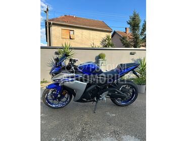 Yamaha R3, 4.700 €, 2016. , 321 cm3, 28.050 km, 31kW (42 KS), Sport / Super sport, Vlasotince