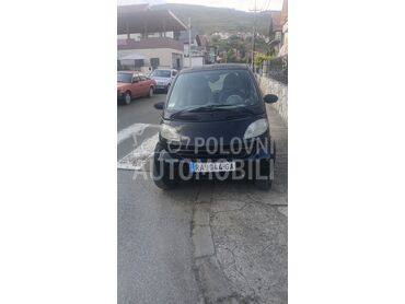 Smart ForTwo for two, 1.300 €, 2002. Kupe, Benzin | 600 cm3, 20.000 km, 50kW (68 KS), Automatski / poluautomatski, 2/3 vrata, 3 sedišta, Novi Pazar