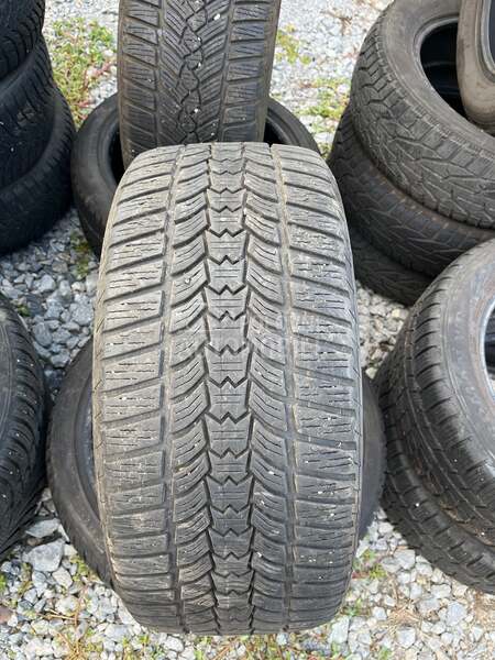 Sava 225/40 R18 Zimska