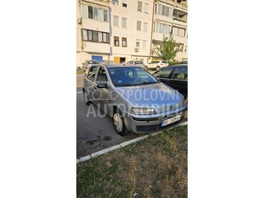Fiat Punto, 850 €, 2002. Hečbek, Benzin | 1242 cm3, 254.300 km, 44kW (60 KS), Manuelni 5 brzina, 4/5 vrata, 5 sedišta, Barajevo