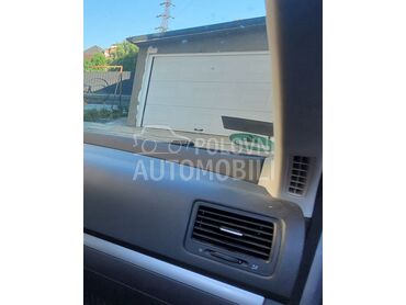 Volkswagen Golf 5 1.9 tdi (može zamena), 3.400 €, 2008. Karavan, Dizel | 1896 cm3, 189.000 km, 77kW (105 KS), Manuelni 5 brzina, 4/5 vrata, 5 sedišta, Novi Pazar