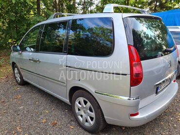 Peugeot 807 2.0 HDI, 5.250 €, 2011. Monovolumen (MiniVan), Dizel | 1997 cm3, 245.994 km, 100kW (136 KS), Manuelni 6 brzina, 4/5 vrata, 8 sedišta, Beograd