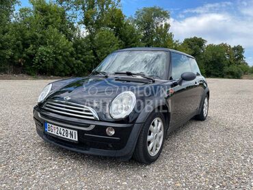 MINI One, 2.900 €, 2002. Hečbek, Benzin | 1598 cm3, 230.000 km, 66kW (90 KS), Manuelni 5 brzina, 2/3 vrata, 4 sedišta, Beograd