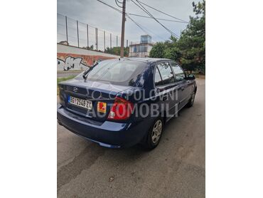 Hyundai Accent sport, 900 €, 2005. Hečbek, Benzin + Gas (TNG) | 1341 cm3, 360.000 km, 63kW (86 KS), Manuelni 5 brzina, 4/5 vrata, 5 sedišta, Palilula