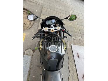 Triumph Daytona 675se, 3.100 €, 2010. , 675 cm3, 1 km, 93kW (127 KS), Sport / Super sport, Beograd