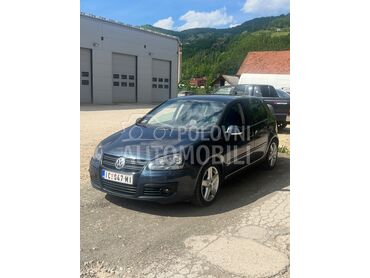Volkswagen Golf 5 GT, 3.700 €, 2008. Hečbek, Dizel | 1896 cm3, 225.898 km, 77kW (105 KS), Manuelni 6 brzina, 4/5 vrata, 5 sedišta, Ivanjica