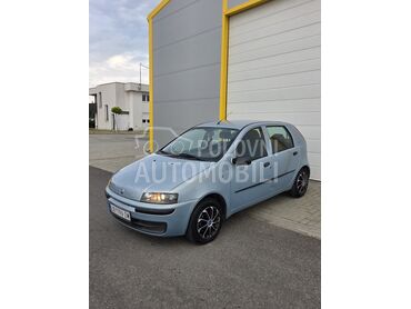 Fiat Punto 1.2 8v /tek/reg/, 1.199 €, 2001. Hečbek, Benzin | 1242 cm3, 212.000 km, 44kW (60 KS), Manuelni 5 brzina, 4/5 vrata, 5 sedišta, Lesnica