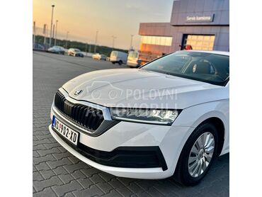 Škoda Octavia, 12.200 €, 2022. Limuzina, Benzin | 999 cm3, 212.236 km, 81kW (110 KS), Manuelni 6 brzina, 4/5 vrata, 5 sedišta, Paraćin