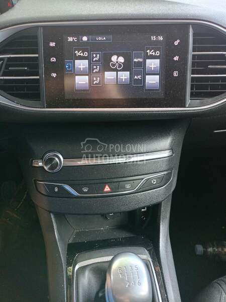 Kasetofon za Peugeot 308 od 2013. do 2019. god.