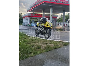 Suzuki GSXR-750, 5.100 €, 2005. , 750 cm3, 22.000 km, 110kW (150 KS), Sport / Super sport, Obrenovac