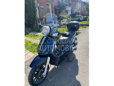Piaggio beverly 400ie, 2.399 €, 2011. , 400 cm3, 55.800 km, 25kW (34 KS), Scooter, Jagodina