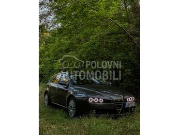 Alfa Romeo 159 JTDM (može zamena), 3.300 €, 2007. Karavan, Dizel | 1910 cm3, 289.666 km, 88kW (120 KS), Manuelni 6 brzina, 4/5 vrata, 5 sedišta, Zaječar