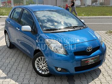 Toyota Yaris 1.3vvti AUTO.MATIC, 4.690 €, 2011. Hečbek, Benzin | 1329 cm3, 220.414 km, 74kW (101 KS), Automatski / poluautomatski, 4/5 vrata, 5 sedišta, Kraljevo