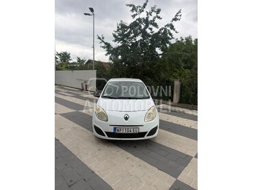 Renault Twingo 1.5dci, 1.899 €, 2008. Hečbek, Dizel | 1461 cm3, 113.000 km, 47kW (64 KS), Manuelni 5 brzina, 2/3 vrata, 4 sedišta, Novi Pazar