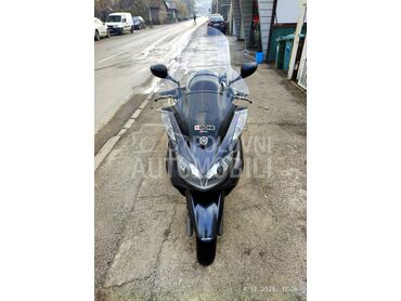 Yamaha Majesty (može zamena), 1.800 €, 2004. , 400 cm3, 88.000 km, 27kW (37 KS), Scooter, Leskovac
