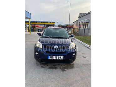 Toyota Urban Cruiser 1.3, 4.600 €, 2009. Hečbek, Benzin | 1329 cm3, 272.000 km, 74kW (101 KS), Manuelni 6 brzina, 4/5 vrata, 5 sedišta, Gornji Milanovac
