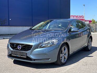 Volvo V40 1.6b/AUT/162h.k.m, 7.950 €, 2012. Hečbek, Benzin | 1596 cm3, 162.044 km, 132kW (179 KS), Automatski / poluautomatski, 4/5 vrata, 5 sedišta, Bežanijska Kosa
