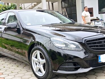 Mercedes Benz E 200 w212 restajling (može zamena), 13.000 €, 2013. Limuzina, Dizel | 2143 cm3, 280.000 km, 100kW (136 KS), Automatski / poluautomatski, 4/5 vrata, 5 sedišta, Šabac