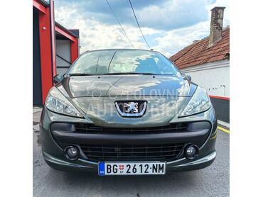 Peugeot 207 1.4 (može zamena), 1.590 €, 2008. Hečbek, Benzin | 1397 cm3, 257.000 km, 70kW (95 KS), Manuelni 5 brzina, 2/3 vrata, 5 sedišta, Valjevo