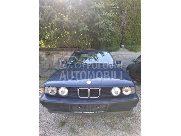 BMW 520 M50B20, 1.900 €, 1993. Limuzina, Benzin | 2000 cm3, 300.000 km, 110kW (150 KS), Manuelni 5 brzina, 4/5 vrata, 5 sedišta, Negotin