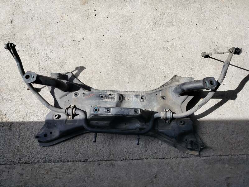 prednji trap za Suzuki Swift od 2005. do 2011. god.