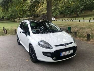Fiat Grande Punto 1.3 16V MultiJet, 3.300 €, 2009. Hečbek, Dizel | 1248 cm3, 204.000 km, 66kW (90 KS), Manuelni 6 brzina, 2/3 vrata, 5 sedišta, Vršac