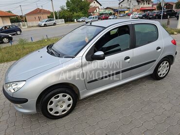 Peugeot 206 1.4 8v salon, 1.999 €, 2002. Hečbek, Benzin | 1360 cm3, 190.000 km, 55kW (75 KS), Manuelni 5 brzina, 4/5 vrata, 5 sedišta, Kruševac