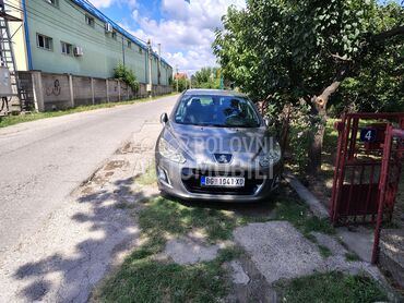 Peugeot 308, 5.000 €, 2011. Hečbek, Dizel | 1560 cm3, 345.000 km, 68kW (92 KS), Manuelni 5 brzina, 4/5 vrata, 5 sedišta, Batajnica