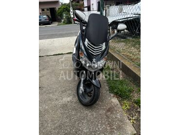Peugeot Elystar (može zamena), 1.250 €, 2005. , 125 cm3, 31.256 km, 9kW (12 KS), Scooter, Beograd