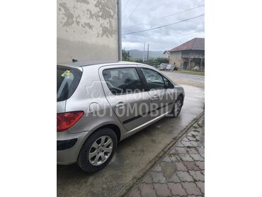Peugeot 307, 2.000 €, 2006. Hečbek, Dizel | 1560 cm3, 221.000 km, 66kW (90 KS), Manuelni 5 brzina, 4/5 vrata, 5 sedišta, Vladičin Han