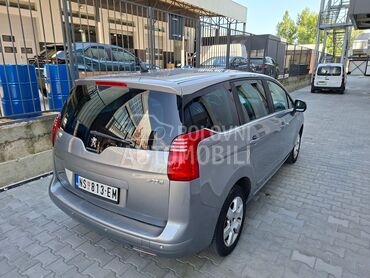 Peugeot 5008 1.6 HDI, 6.000 €, 2015. Monovolumen (MiniVan), Dizel | 1560 cm3, 188.000 km, 84kW (114 KS), Manuelni 6 brzina, 4/5 vrata, 5 sedišta, Novi Sad
