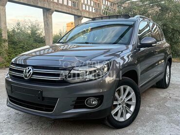Volkswagen Tiguan CARAT 4X4 DSG (može zamena), 10.990 €, 2012. Džip/SUV, Dizel | 1968 cm3, 200.000 km, 103kW (140 KS), Automatski / poluautomatski, 4/5 vrata, 5 sedišta, Pančevo