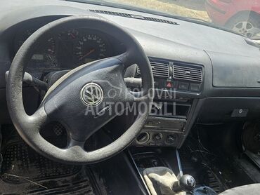 Volkswagen Golf 4 1.9 sdi (može zamena), Po dogovoru, 2000. Limuzina, Dizel | 1896 cm3, 250.000 km, 50kW (68 KS), Manuelni 5 brzina, 4/5 vrata, 5 sedišta, Surčin