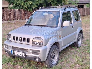 Suzuki Jimny, 12.500 €, 2009. Džip/SUV, Benzin | 1328 cm3, 31.000 km, 63kW (86 KS), Manuelni 5 brzina, 2/3 vrata, 4 sedišta, Subotica