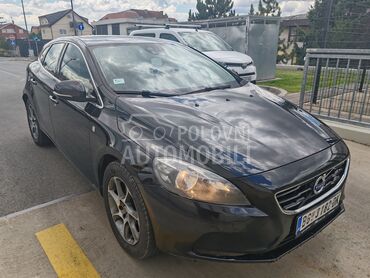 Volvo V40 O.C.E.A.N (može zamena), 7.600 €, 2016. Hečbek, Dizel | 1560 cm3, 328.653 km, 85kW (116 KS), Manuelni 6 brzina, 4/5 vrata, 5 sedišta, Čukarica