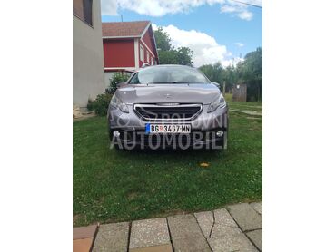 Peugeot 2008, 6.200 €, 2016. Džip/SUV, Benzin | 1199 cm3, 140.000 km, 60kW (82 KS), Manuelni 5 brzina, 4/5 vrata, 5 sedišta, Beograd
