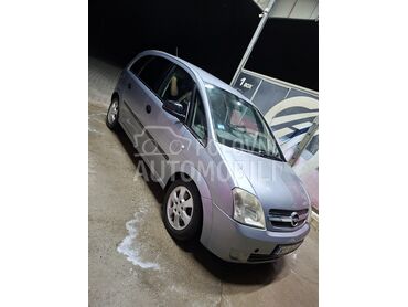 Opel Meriva 1.7 cdti (može zamena), 1.350 €, 2005. Monovolumen (MiniVan), Dizel | 1686 cm3, 240.684 km, 74kW (101 KS), Manuelni 5 brzina, 4/5 vrata, 5 sedišta, Melenci