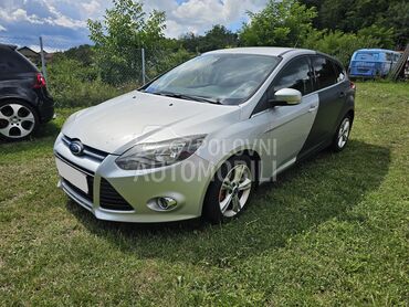 Ford Focus, 1.500 €, 2012. Hečbek, Benzin | 999 cm3, 162.050 km, 92kW (125 KS), Manuelni 6 brzina, 4/5 vrata, 5 sedišta, Čačak