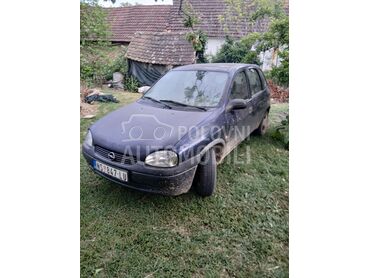Opel Corsa B 1.7, 300 €, 1998. Hečbek, Dizel | 1686 cm3, 290.000 km, 44kW (60 KS), Manuelni 5 brzina, 4/5 vrata, 5 sedišta, Kulpin